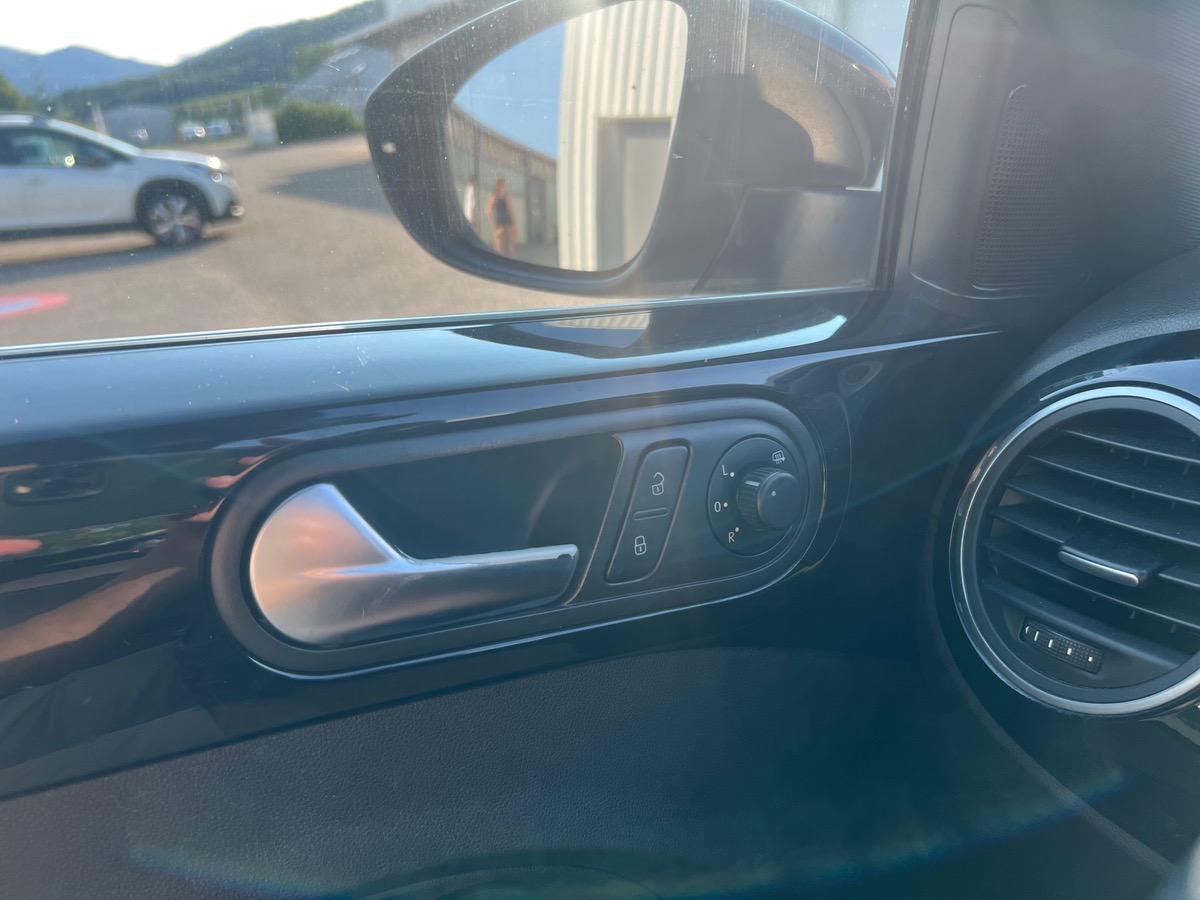 Volkswagen Beetle VINTAGE 1,2L  105cv, SUIVI COMPLET, GPS, SIEGES CHAUFFANTS