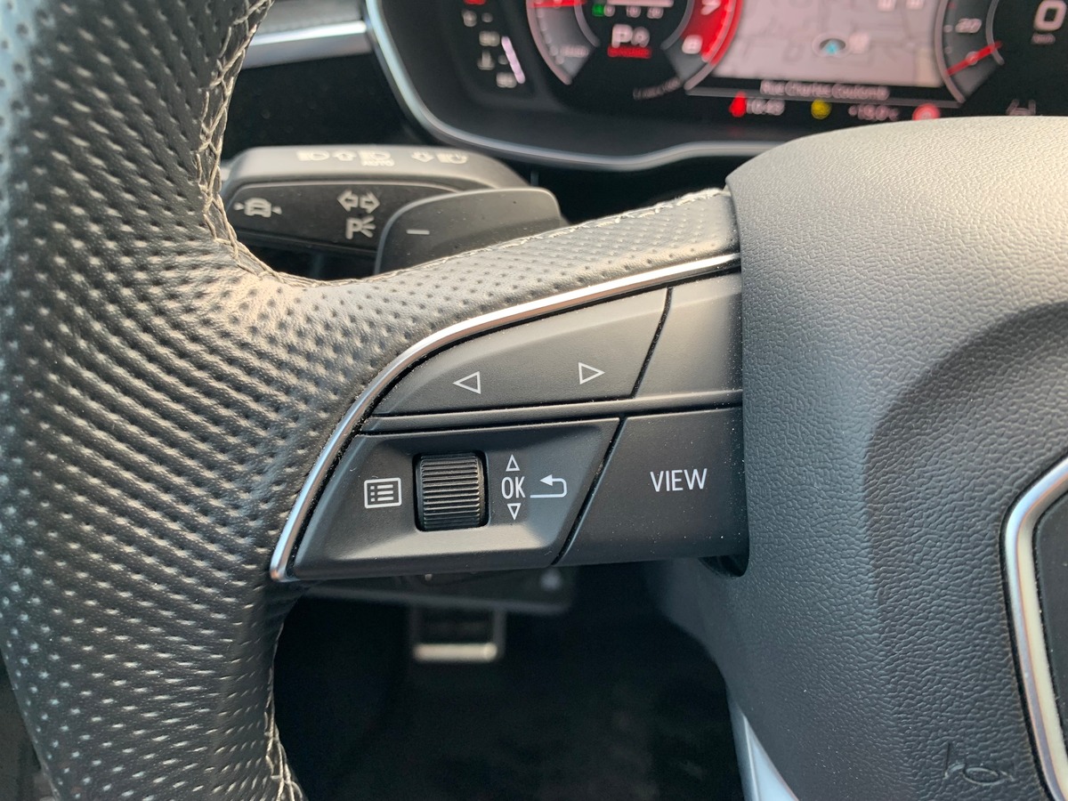 Audi Q3 150 ch | S-Line | Caméra de recul | Apple car Play Android Auto | GPS | Régulateur vitesse