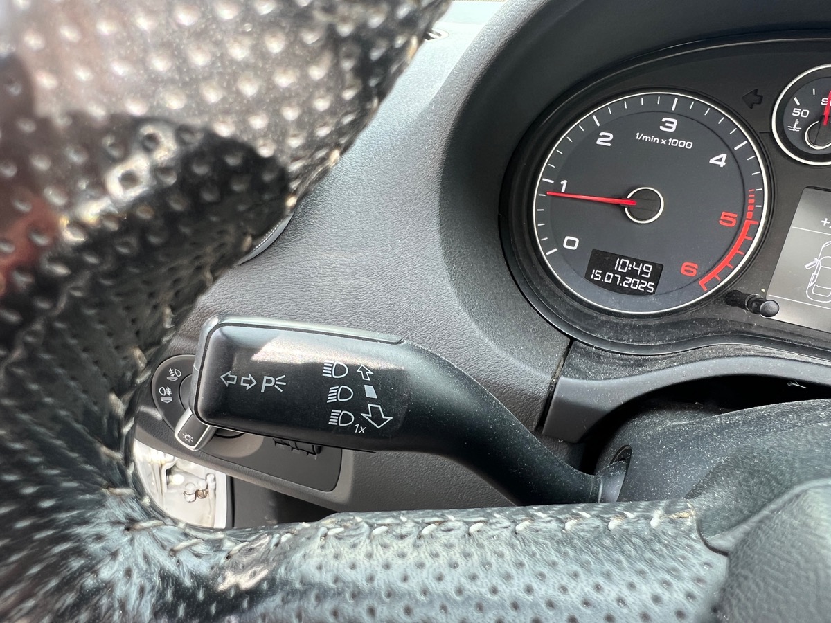 Audi A3 Cabriolet 1,6L TDI 105cv SLINE, SUIVI COMPLET, CARPLAY