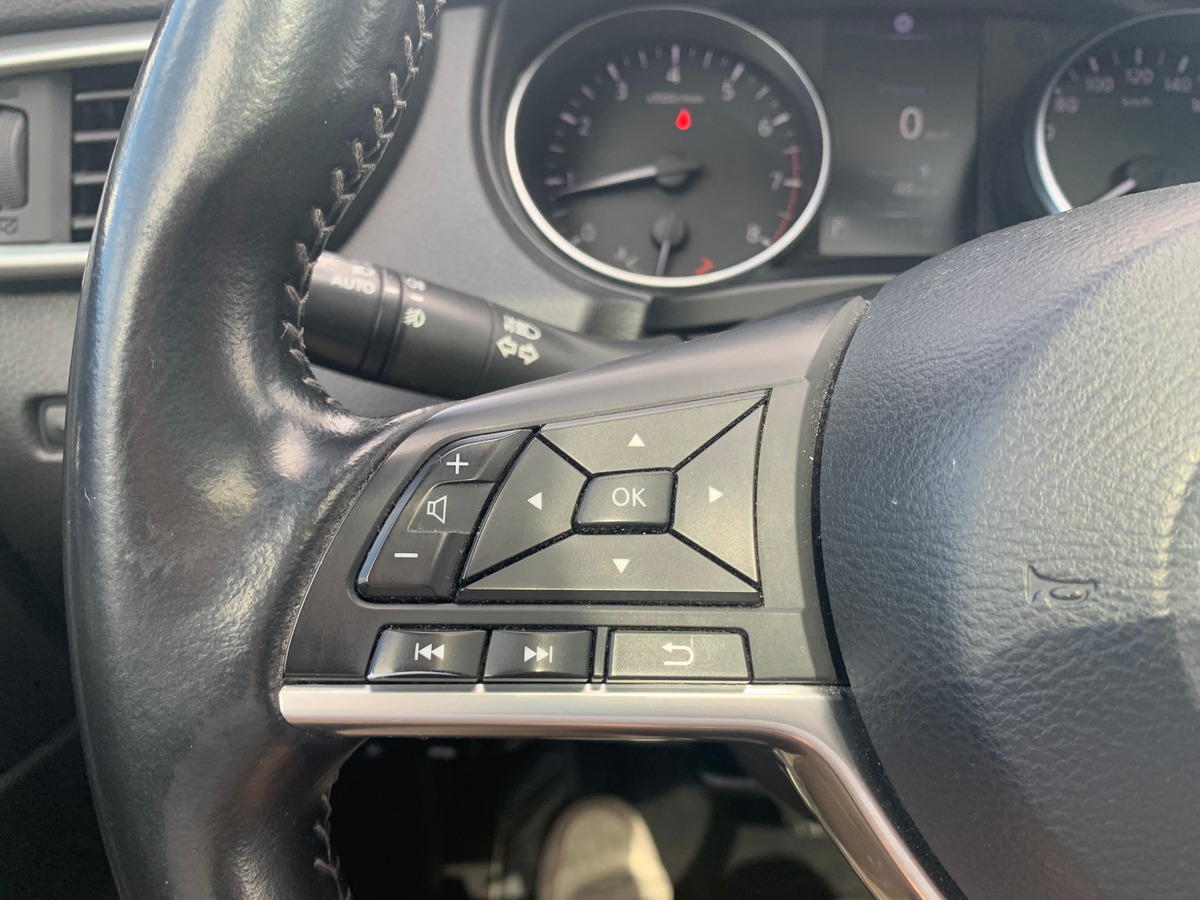 Nissan Qashqai 115 | Acenta | Toit panoramique | Caméra de recul | Régulateur vitesse | Roue secours