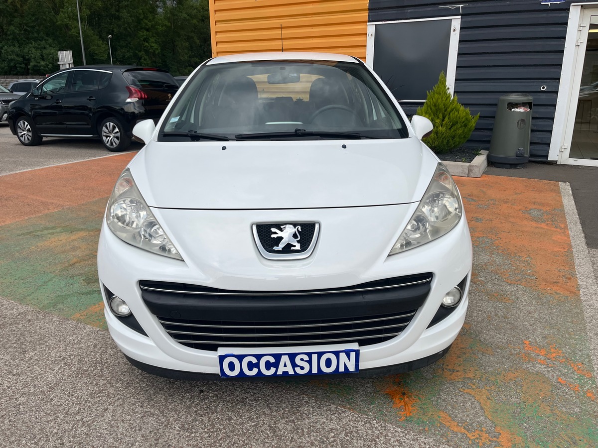 Peugeot 207 5 portes 1.6 HDi 90 CH