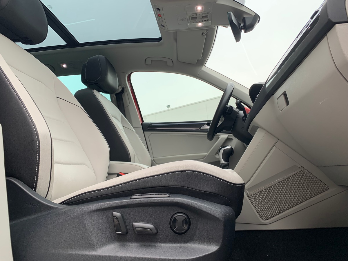 Volkswagen Tiguan 150 | ELEGANCE EXCLUSIVE | Toit ouvrant panoramique | Cuir | Caméra avant arriére
