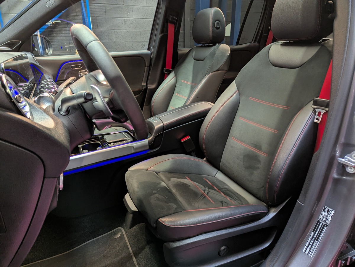 Mercedes Benz GLB AMG 35 4MATIC