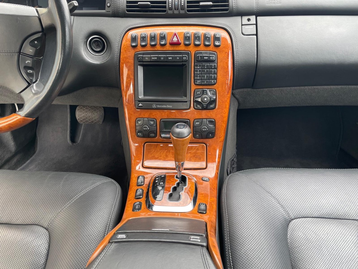 Mercedes-Benz Classe CL 600 V12 (367 ch)