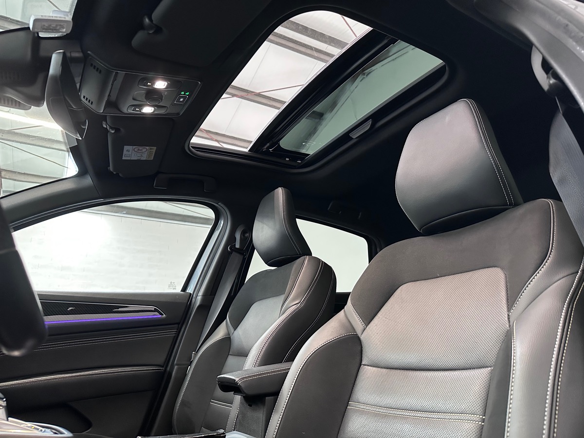 RENAULT Arkana E-Tech 145 - 22 Engineered