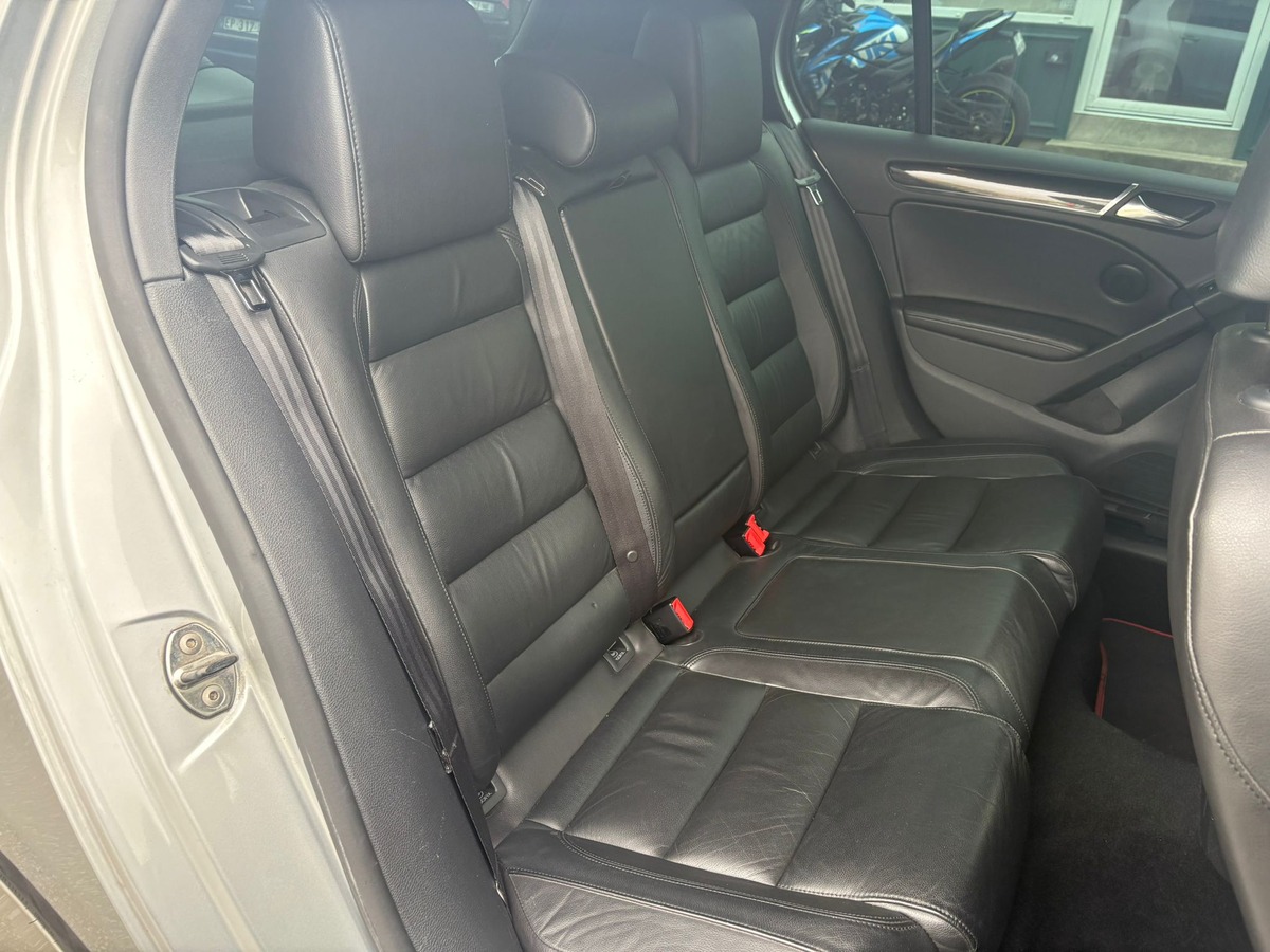 Volkswagen Golf GTI 6 phase 1 - 210 cv - DSG 7