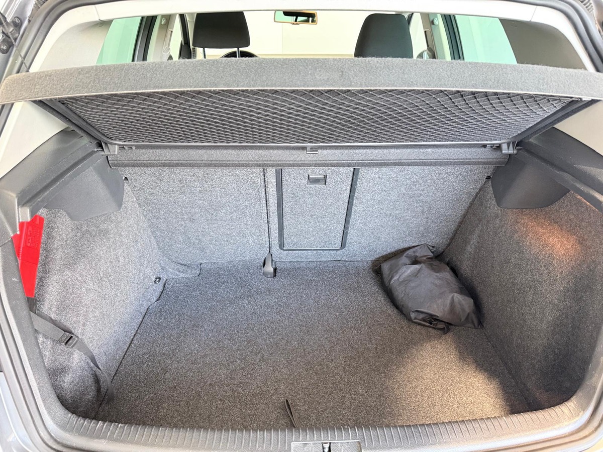 Volkswagen Golf VI 1.6 TDI 105  TRENDLINE