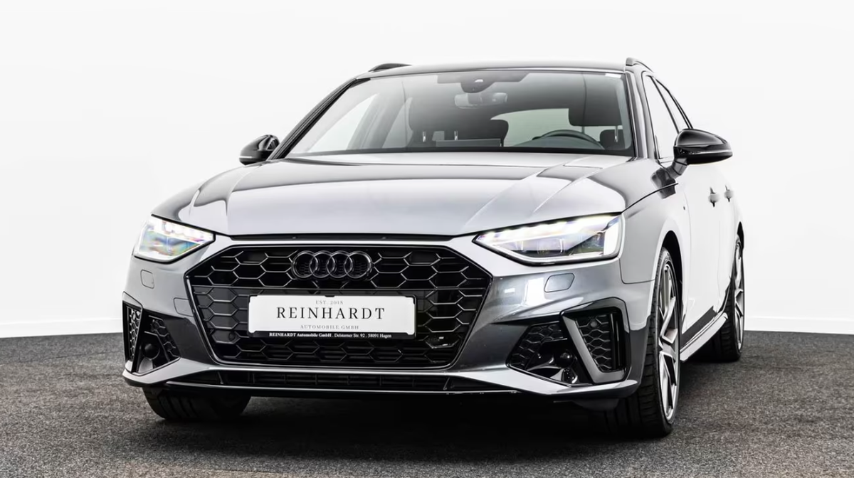 Audi A4 Avant V 40 TFSI 204ch S Line S tronic 7 Attelage Caméra Feux LED matrix