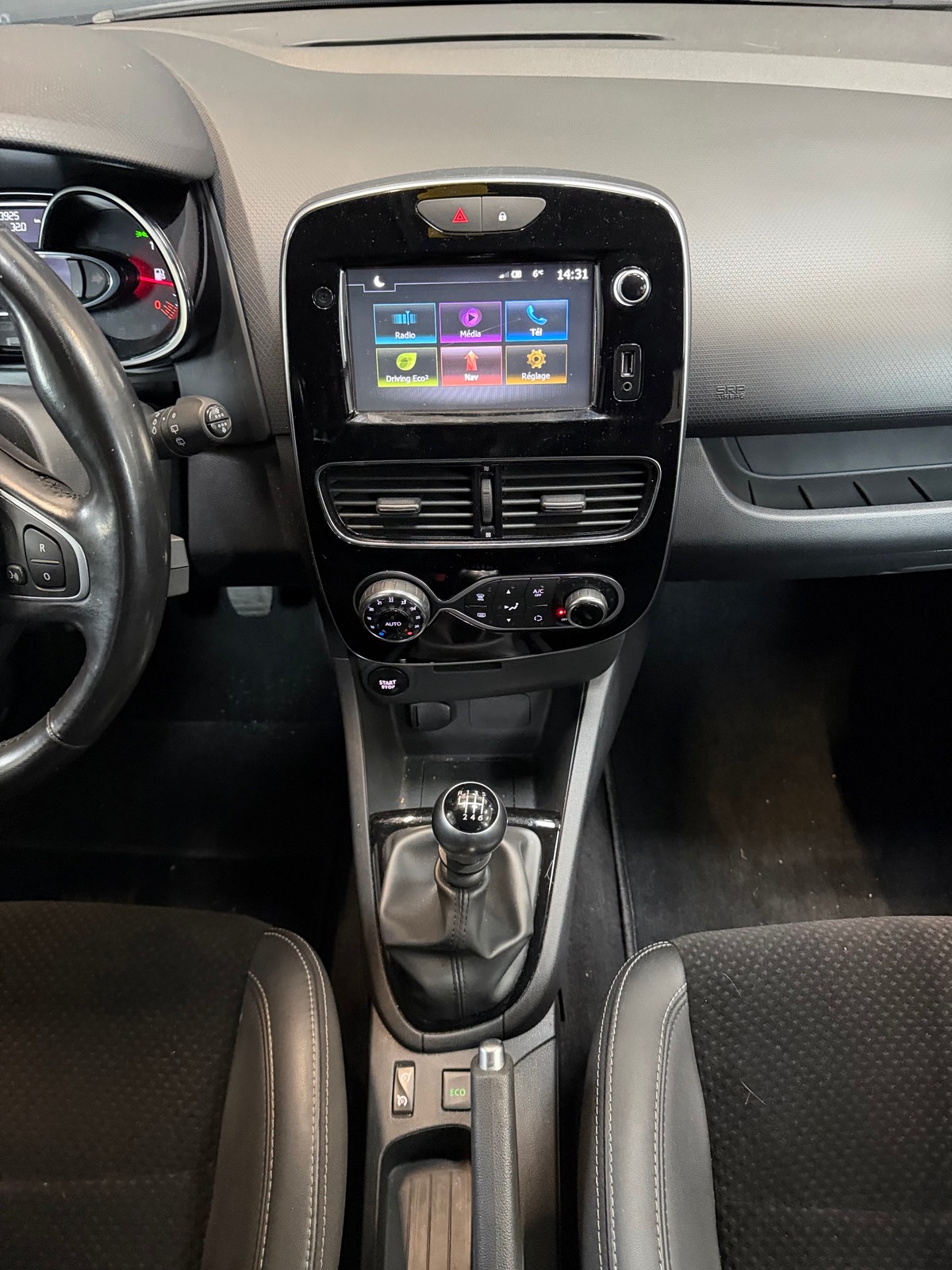 RENAULT Clio IV ESTATE INTENS 1.5 dci 110ch