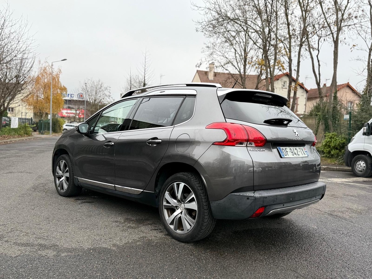 Peugeot 2008 1.6 e-HDI 115 CV féline  tout optiont en 4XCBLeux