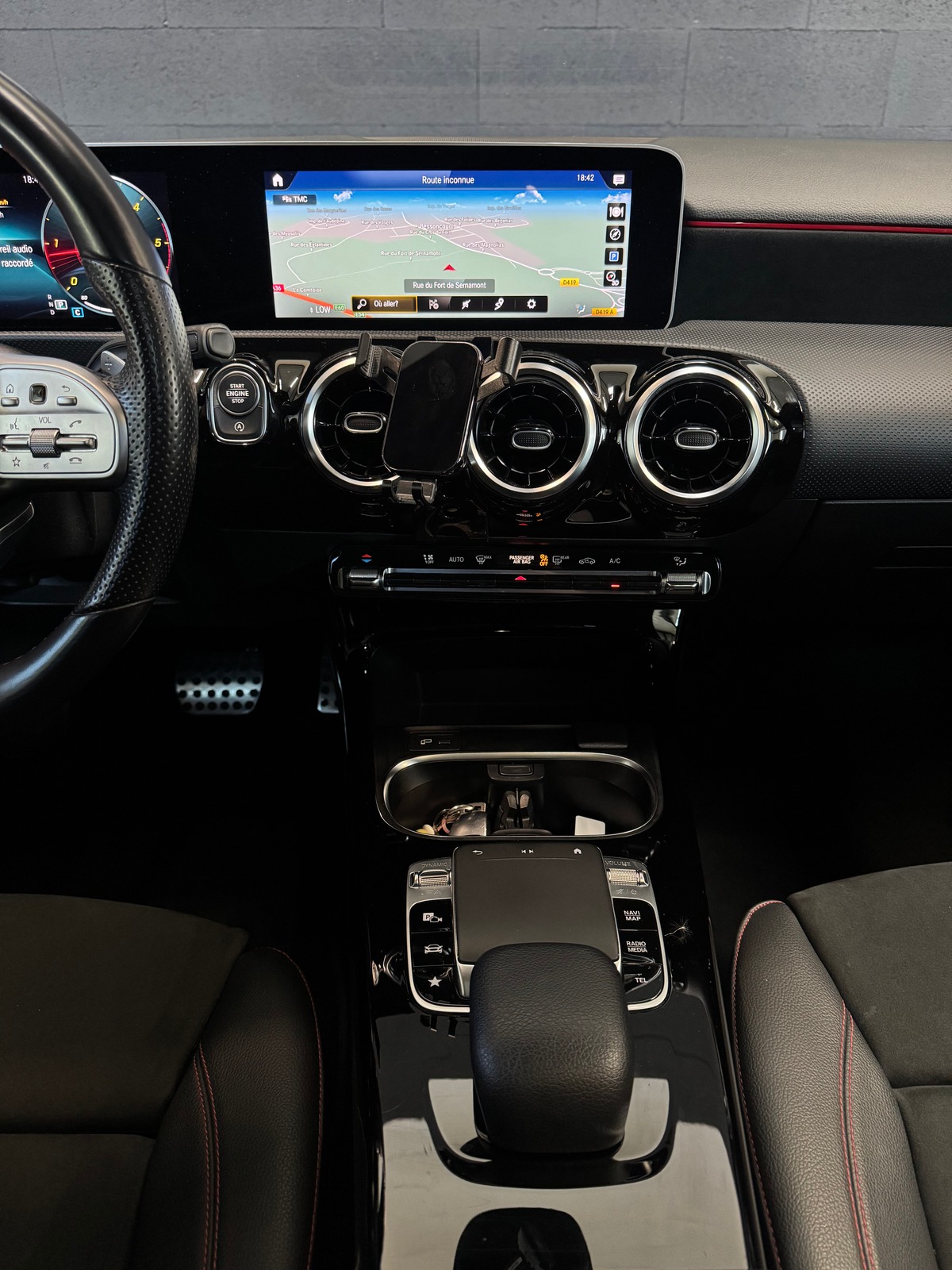 Mercedes Benz Classe A 200D 8G-DCT AMG LINE