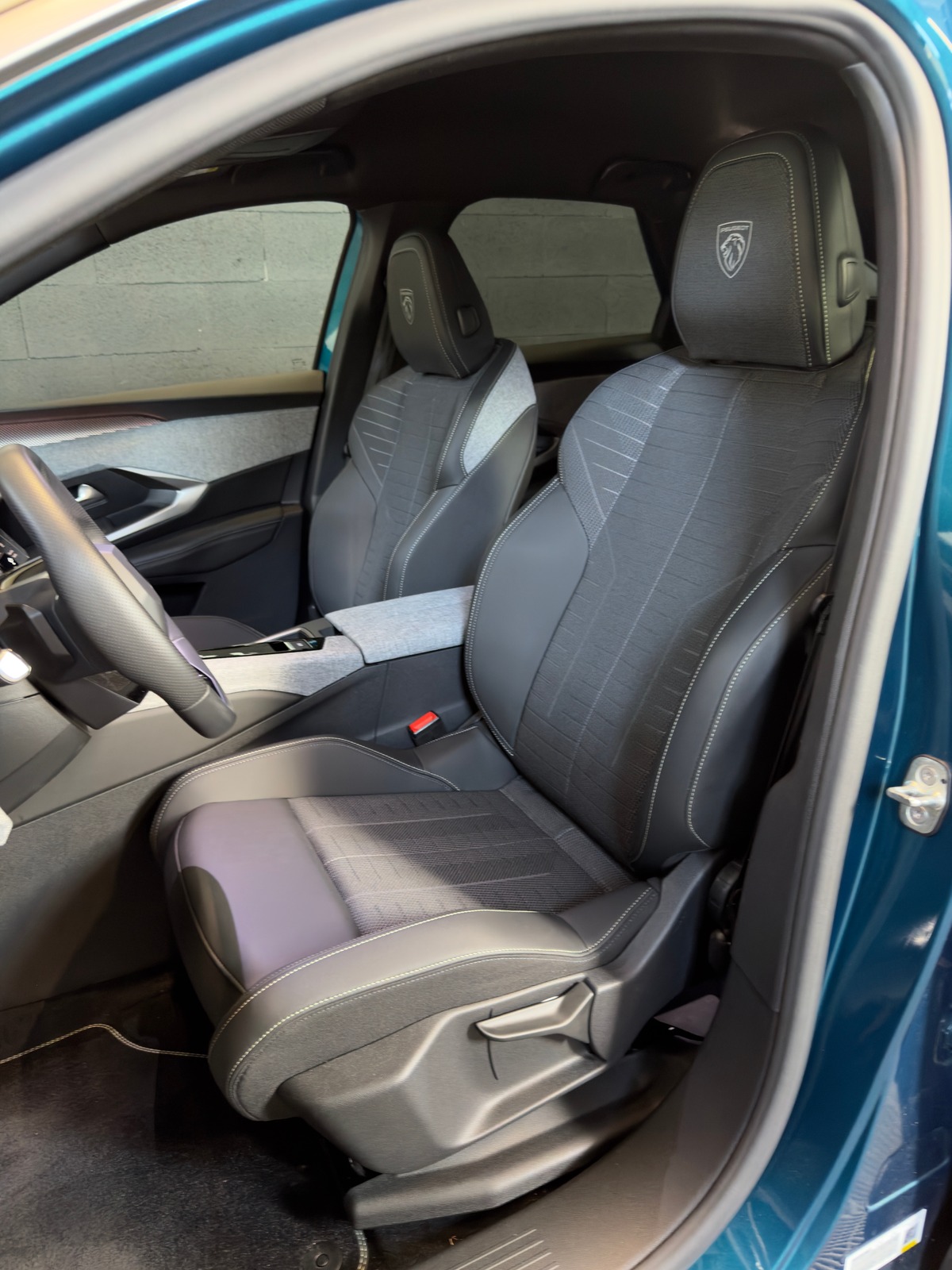 Peugeot 3008 GT Hybrid 145ch e-DCS6 Garantie Peugeot