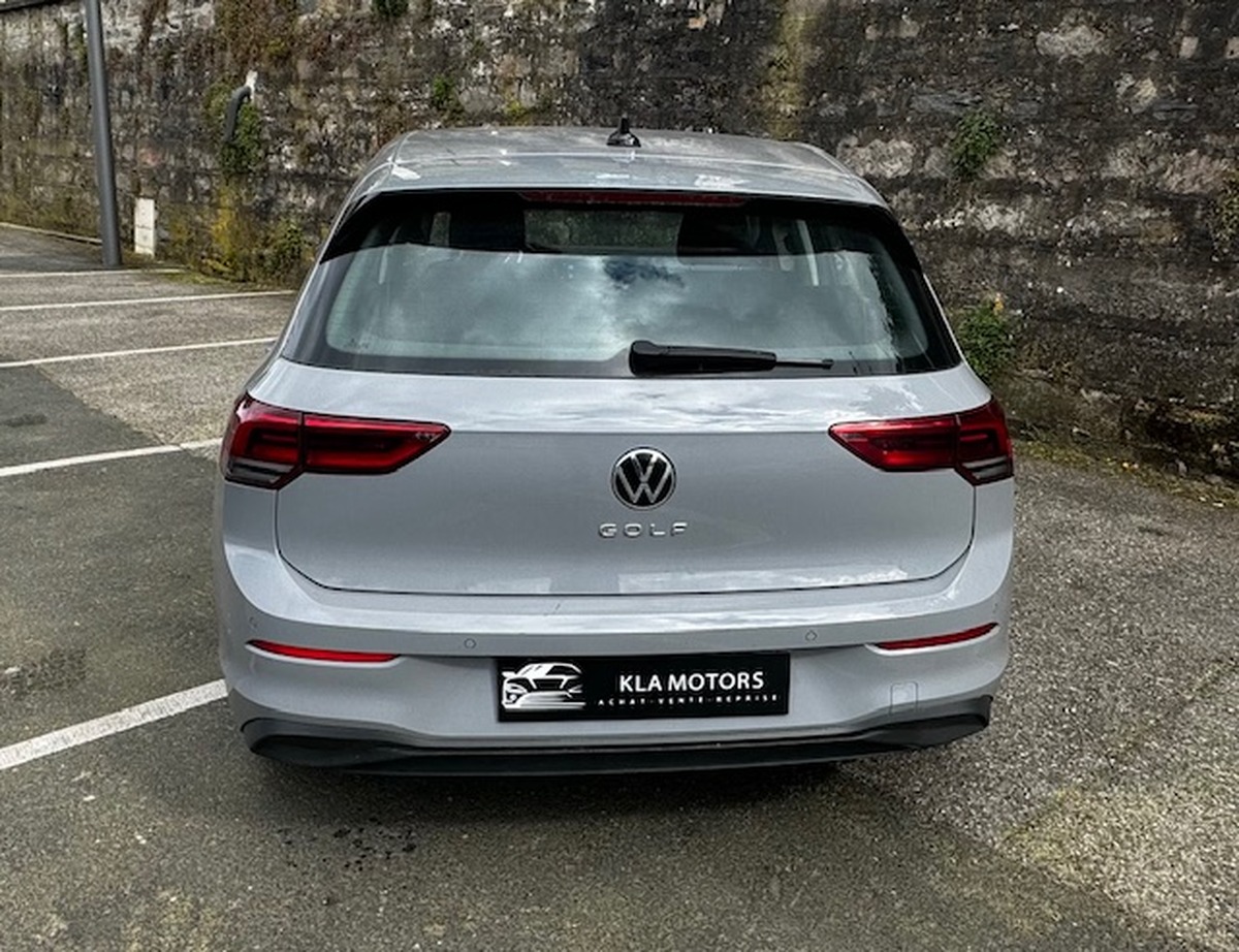 Volkswagen Golf 1.0 tsi
