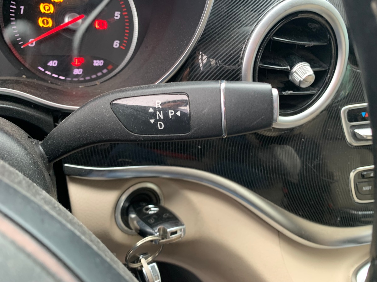 Mercedes-Benz Classe V 190 ch | Attelage | Caméra de recul | Avertisseur angles morts | 6 Places