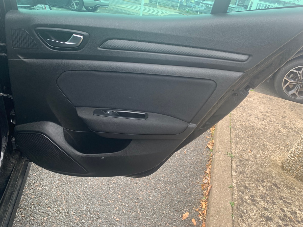 RENAULT Megane IV 100 chevaux | Limited | Caméra de recul | Régulateur de vitesse | GPS | Bluetooth