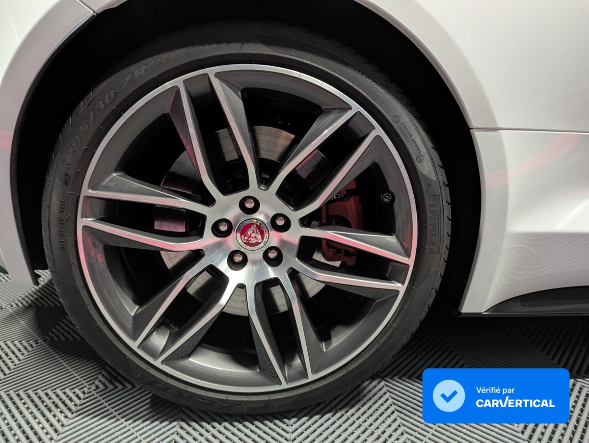 Jaguar F-TYPE R V8 5L BVA8 AWD 550 ch