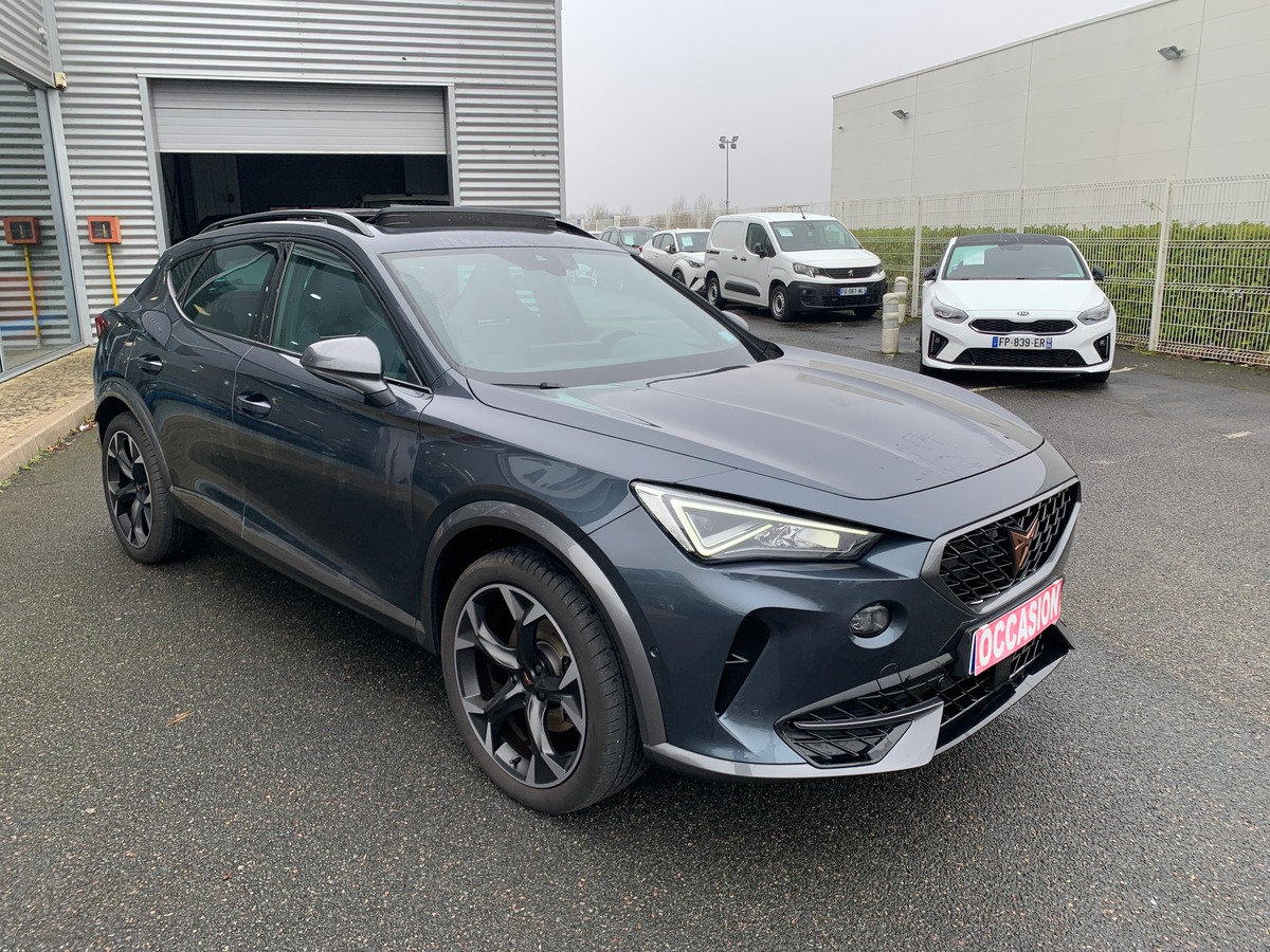 Cupra FORMENTOR E-HYBRID 204 | Business Edition | Cuir | Apple Car Play | Toit ouvrant panoramique