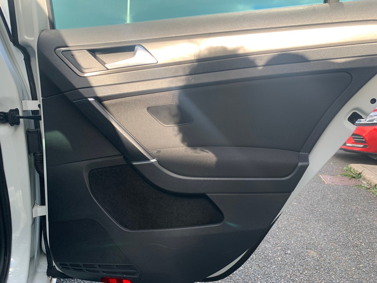 Volkswagen GOLF 7 105 ch | Confortline | Toit ouvrant | Régulateur de vitesse | Radar avant et arriére