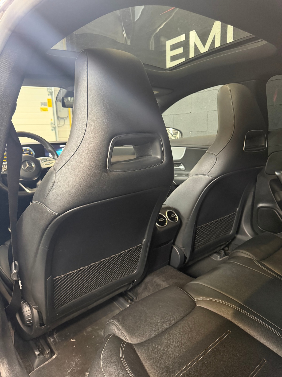 Mercedes Benz CLA 180D AMG LINE