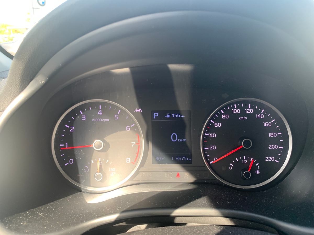 Kia Stonic 120 ch | Premium | Caméra recul | Régulateur vitesse | Apple car Play | Siéges chauffants