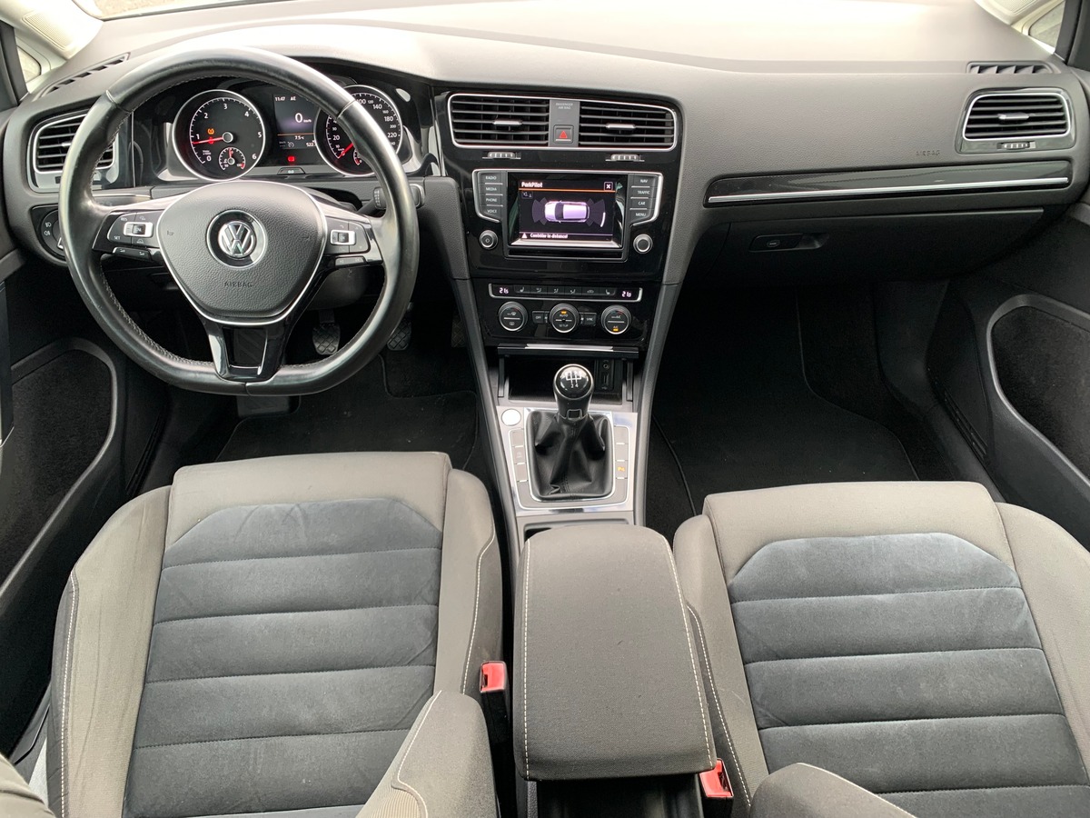 Volkswagen Golf 105 ch | Régulateur vitesse | Radar de stationnement avant arriére | GPS | Bluetooth