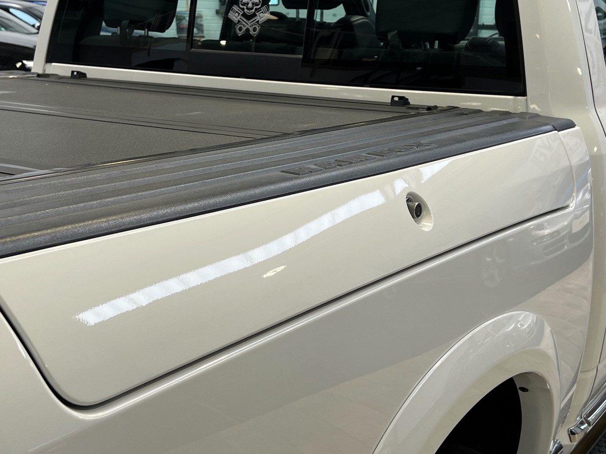 Dodge RAM 1500 5.7 V8 HEMI 395CV  LIMITED ÉTHANOL c