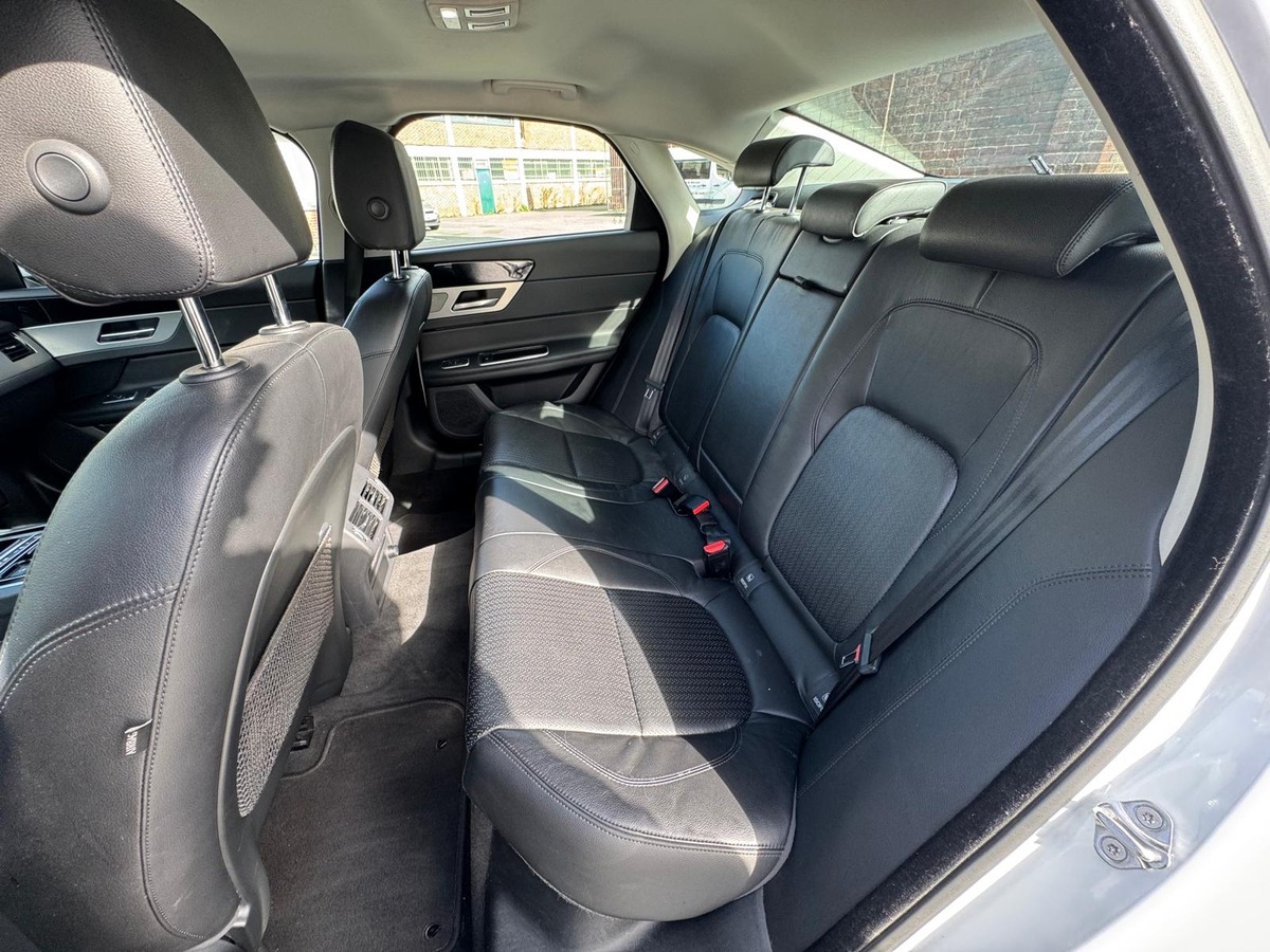 Jaguar XF 30d Prestige 3.0 V6 - Garantie