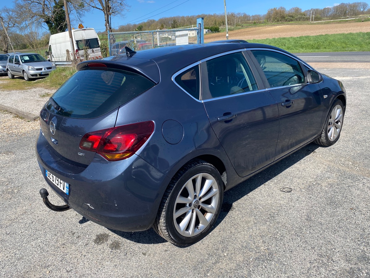 Opel Astra 1.7 cdti 110cv 205046km de 02/2010