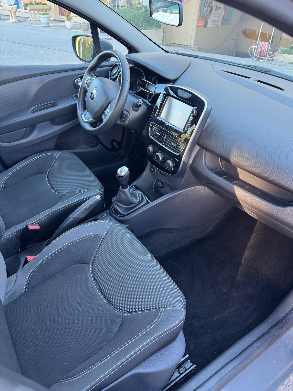 RENAULT Clio IV 1.5 DCI BUISNESS