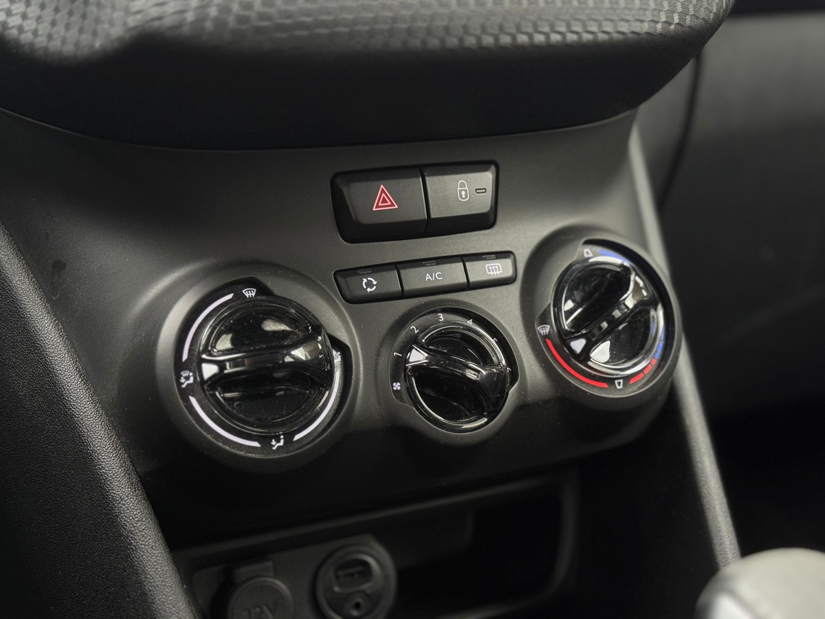 Peugeot 208 I Style 1.2 VTi 82 cv
