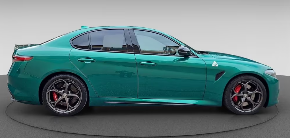 Alfa Romeo Giulia 2.9 V6 510ch Quadrifoglio AT8 Verde Montréal Harman-Kardon