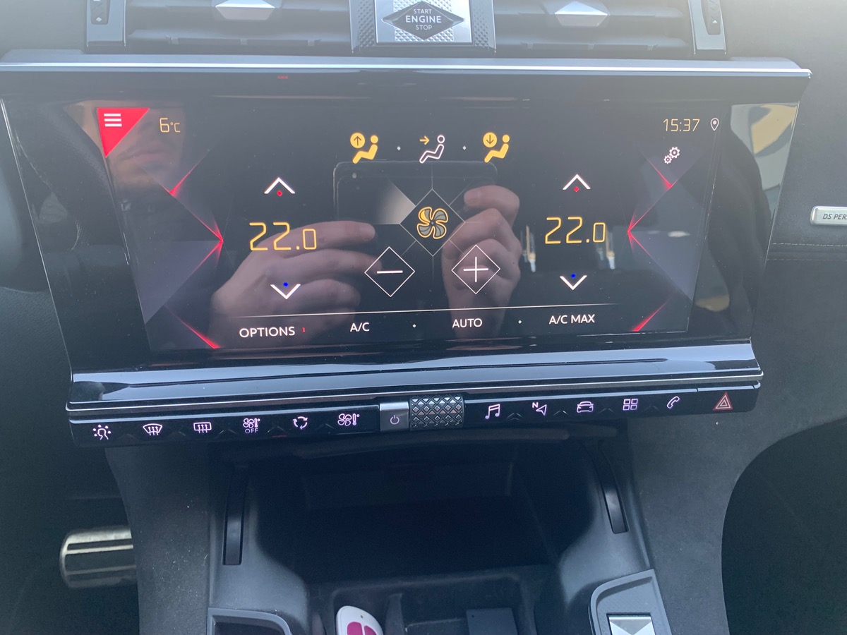 DS DS 7 130 ch | PERFORMANCE LINE + | Caméra de recul | Coffre mains-libres | Sièges électriques