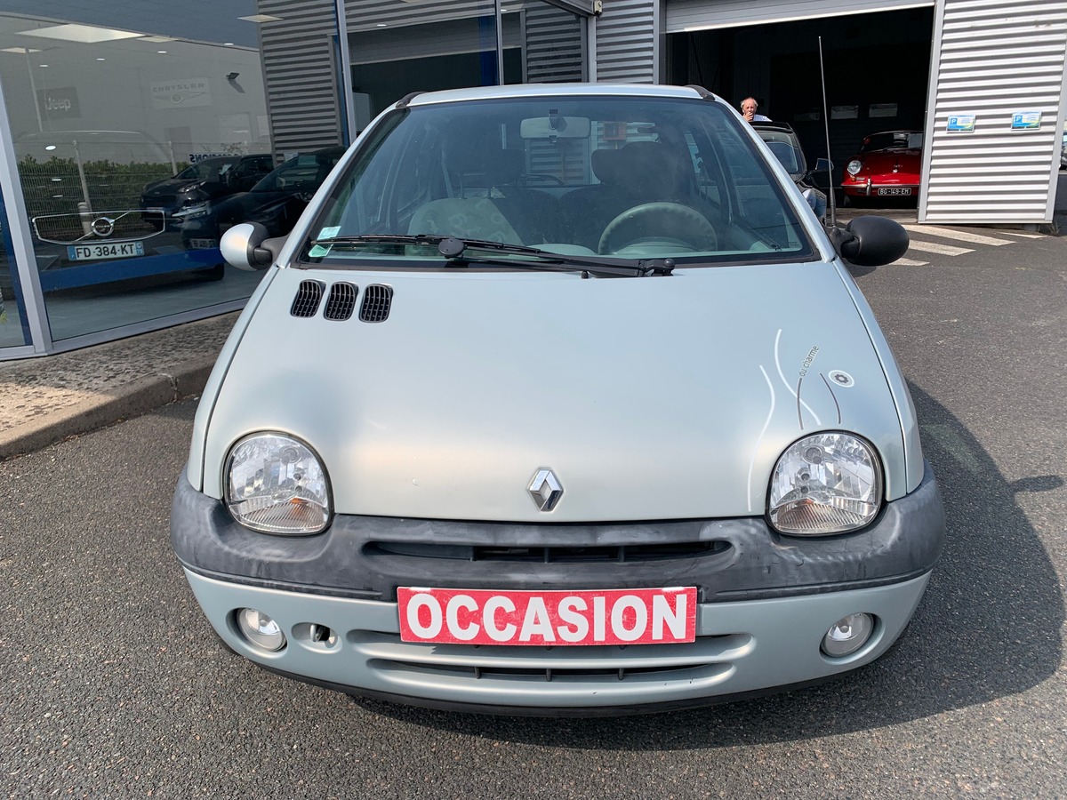 RENAULT Twingo 75 chevaux | Climatisation | Vitres électriques | Roue de secours | Radio CD