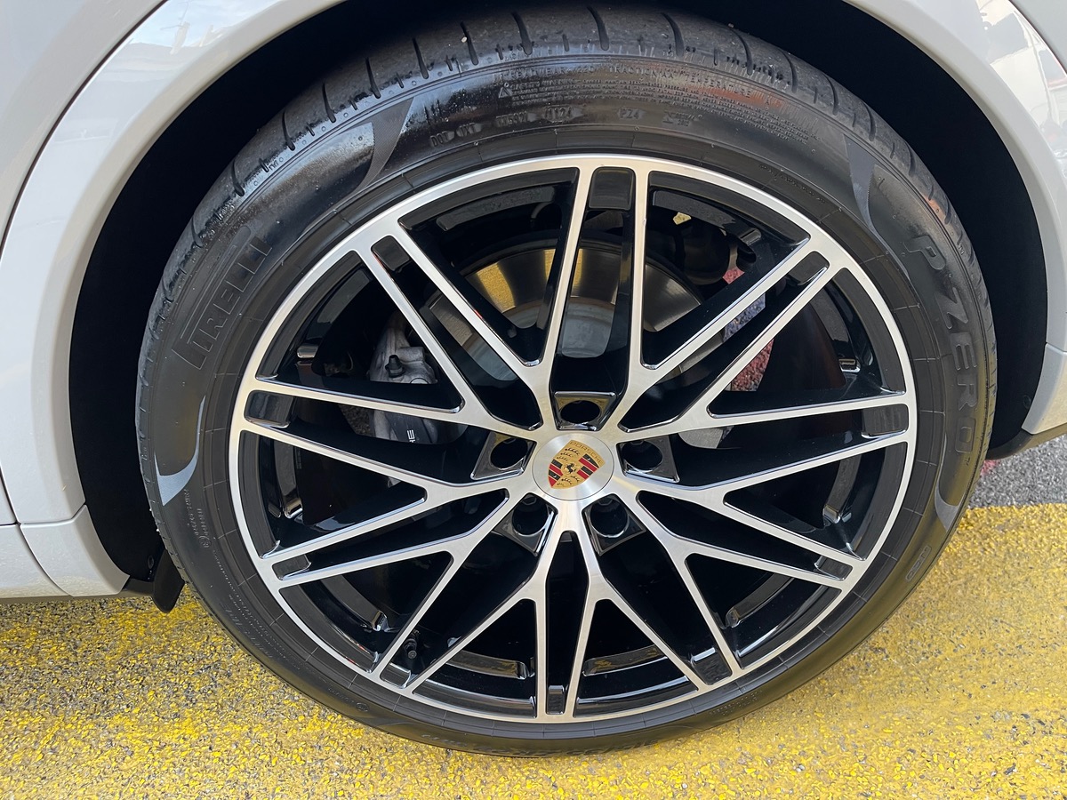 Porsche Cayenne Coupé E hybrid 3.0 i V6 470 304 CV / Echappement Sport / Jantes Spyder/ Pack Chrono