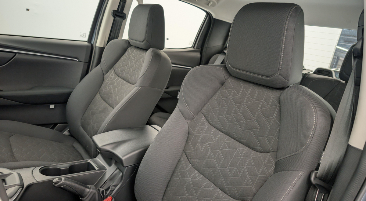 Isuzu D-max 1.9 4X4 CREW CAB N60 B.B + AT 4 PLACES | Plusieurs coloris disponible