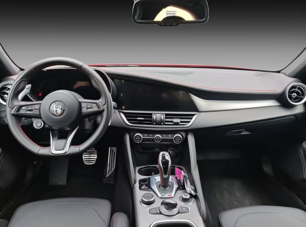 Alfa Romeo Giulia 2.0T 280ch Competizione Q4 AT8