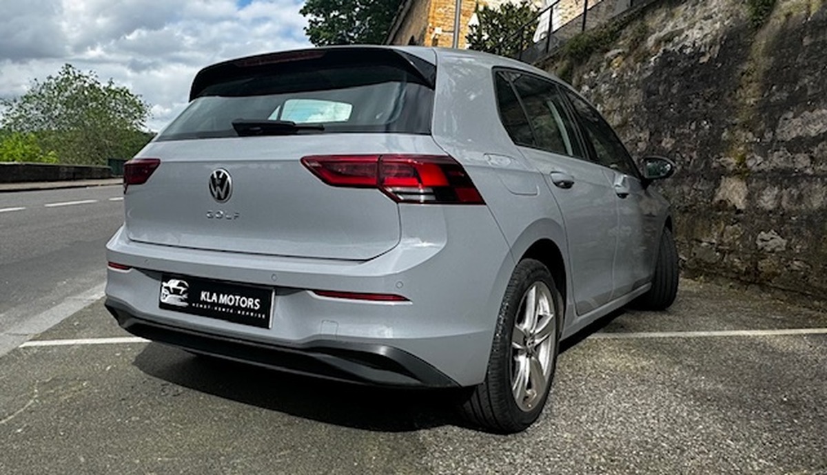 Volkswagen Golf 1.0 tsi