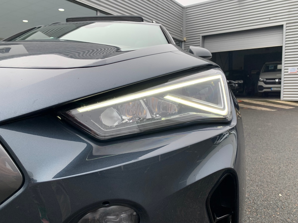 Cupra FORMENTOR E-HYBRID 204 | Business Edition | Cuir | Apple Car Play | Toit ouvrant panoramique