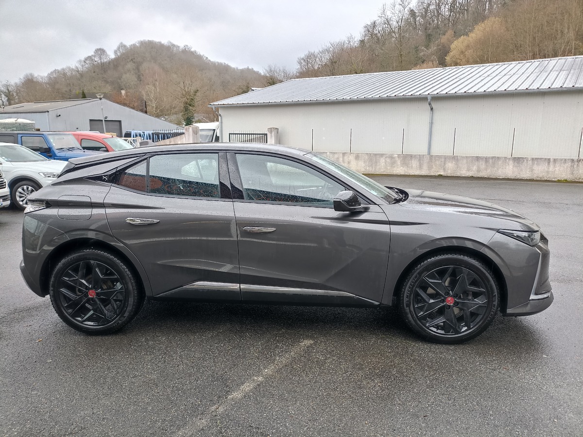 DS DS 4 1.5 BLUE HDI 130 PERFORMANCE LINE EAT8
