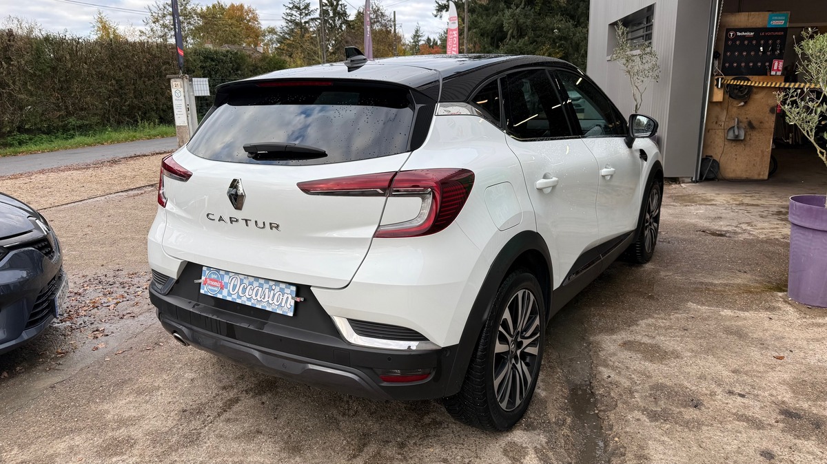 RENAULT Captur 2 II dci 115 EDC INITIAL PARIS BOITE AUTOMATIQUE TO CAMERA 360 CUIR COCKPIT KEYLESS