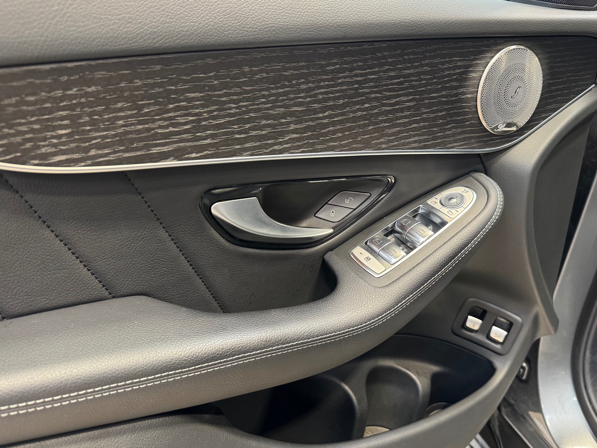 Mercedes Benz GLC COUPE 300E 9G-TRONIC AMG LINE 320CV 1°MAIN TO/BURMESTER/CARPLAY