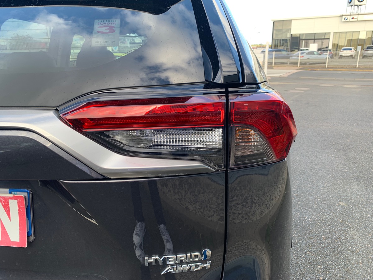 Toyota RAV4 222 ch | AWD | Lounge | Caméra vue 360° | Cuir | Régulateur de vitesse adaptatif