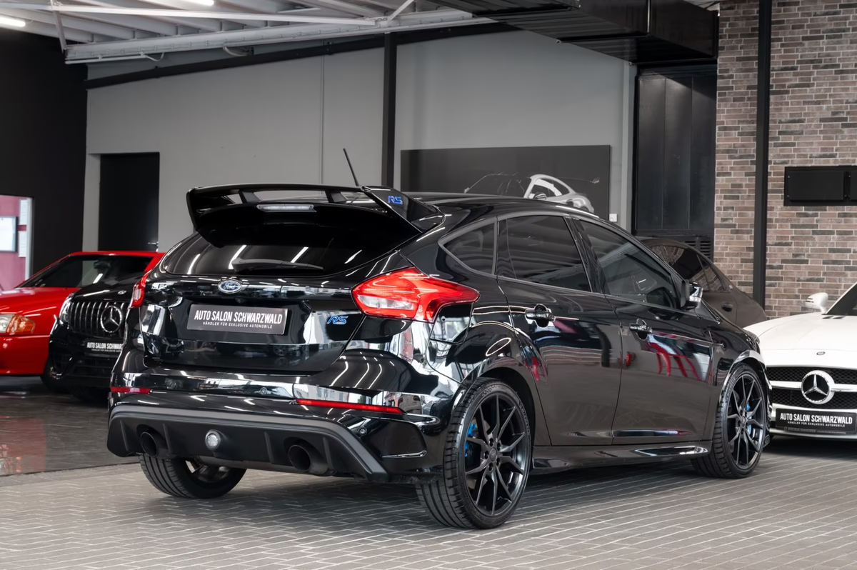 Ford Focus III 2.3 EcoBoost 350ch Stop&Start RS
