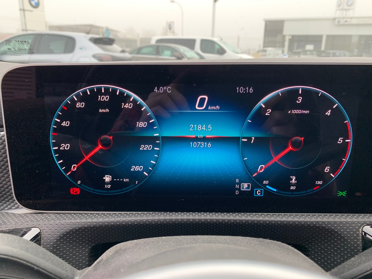 Mercedes-Benz Classe A 116 ch | Progressive line | Pack Sport Black | Pack Premium Plus | Toit pano