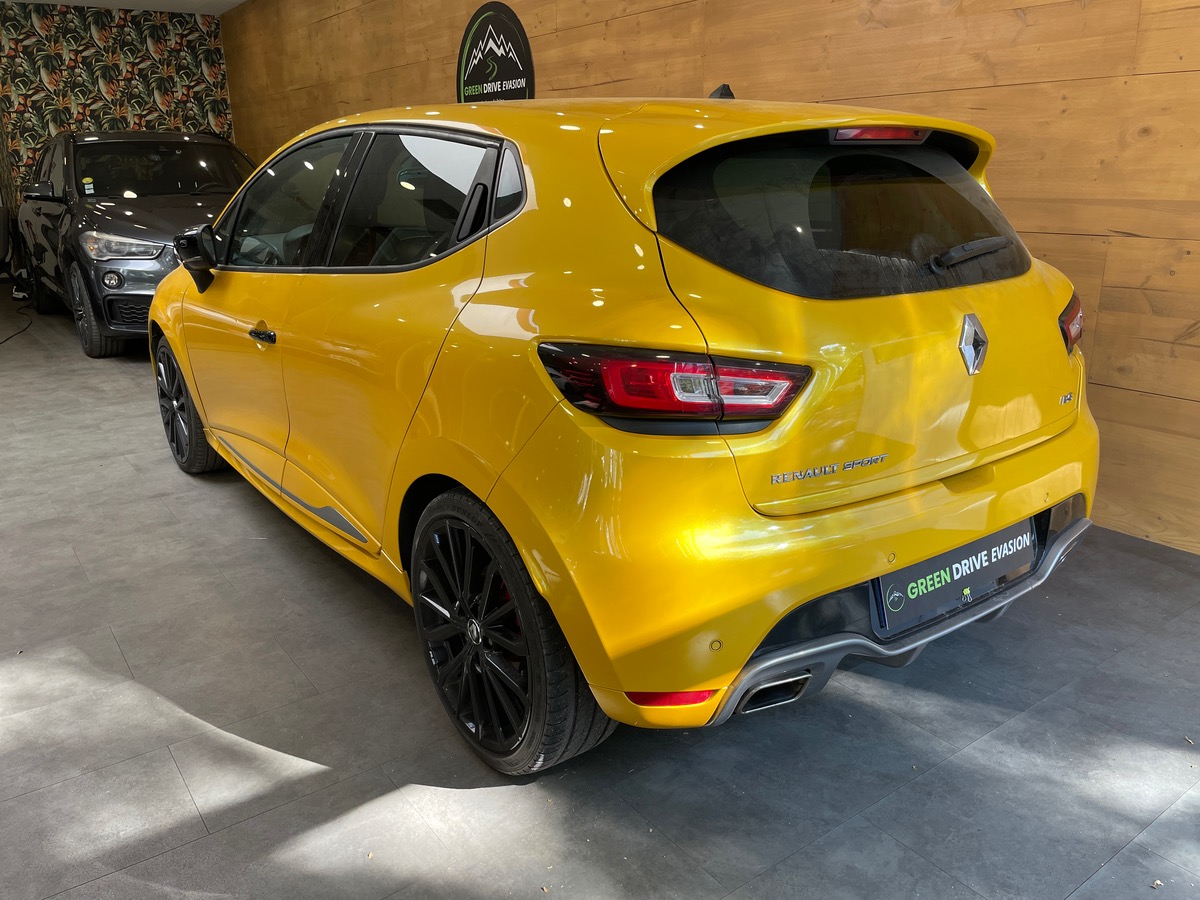 RENAULT Clio IV 200ch RS CUP EDC