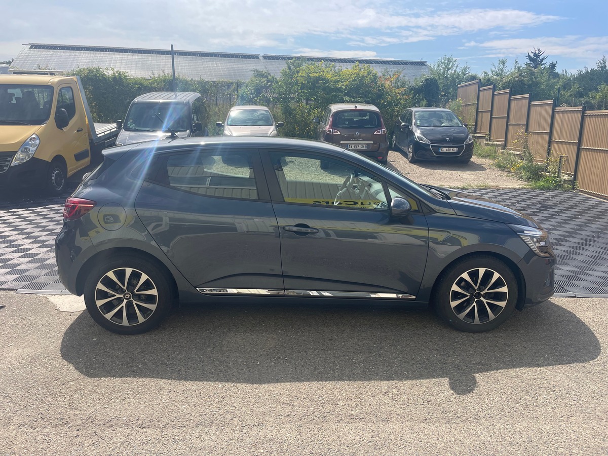 RENAULT Clio V 1.0 TCe 100 cv CARPLAY - CLIMATISATION - RADAR DE RECUL - REGULATEUR DE VITESSE