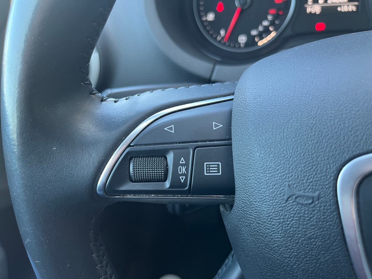 Audi A3 Berline 1.4 TFSI 150ch STRONIC 7 AMBITION LUXE, SUIVI COMPLET AUDI, TOIT OUVRANT, GPS, RADAR