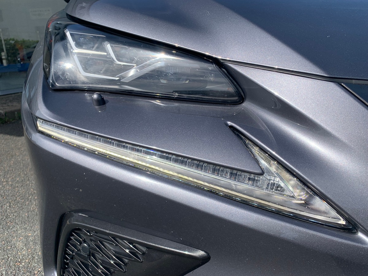 Lexus NX 300h 197 ch | F-SPORT 4WD | Caméra de recul | Siéges électriques | Toit panoramique | GPS