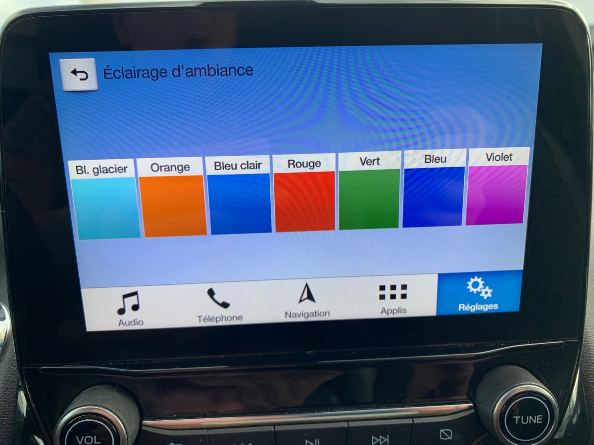 Ford EcoSport 125 | ST-LINE | Caméra de recul | Apple Car play | Régulateur de vitesse | Attelage