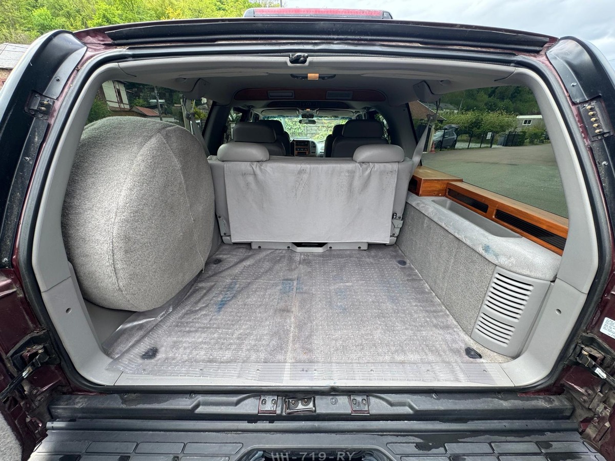 Chevrolet Suburban STARCRAFT 1500 5.7 V8 250cv 7 places